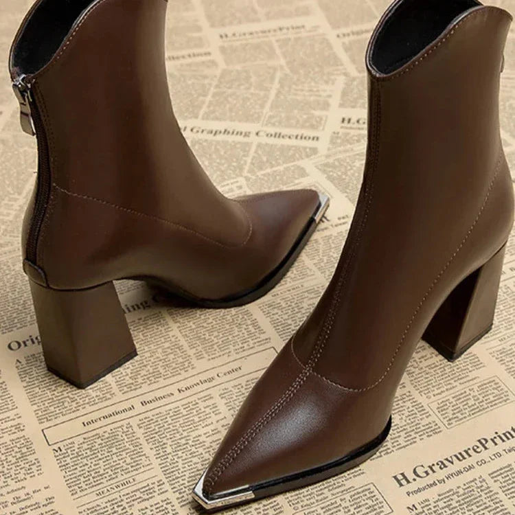 Vellore Chelsea Leather Boot