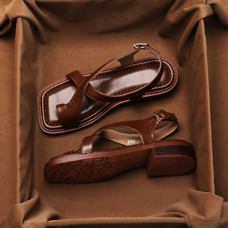 Elara Leather Toe Loop Slingback Sandals